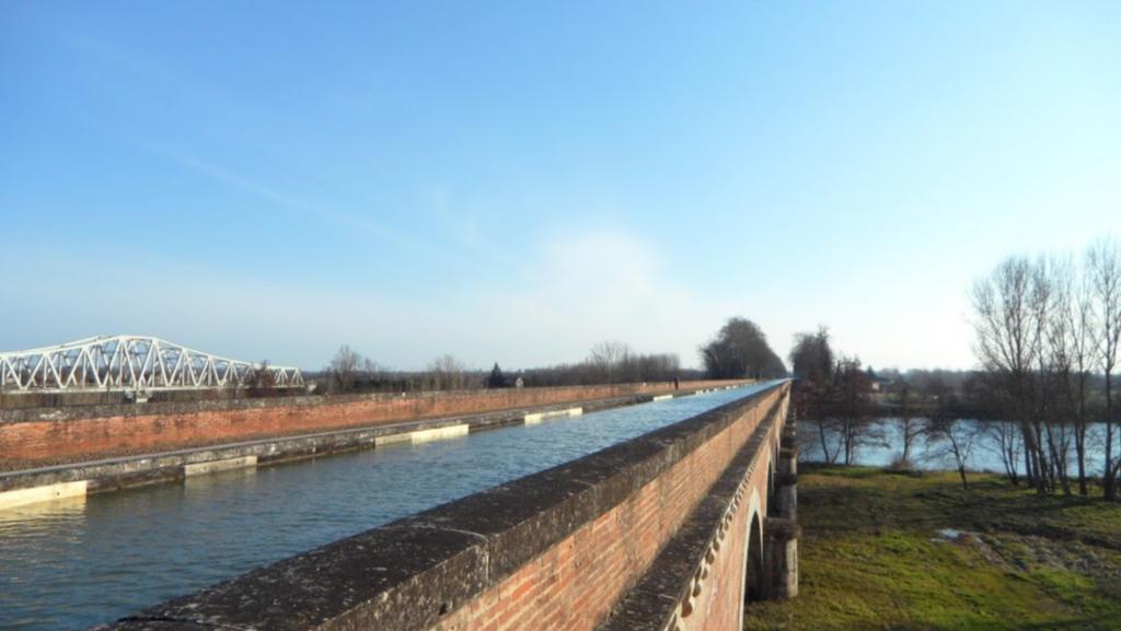 Hotel Le Chapon Fin Moissac Exterior foto