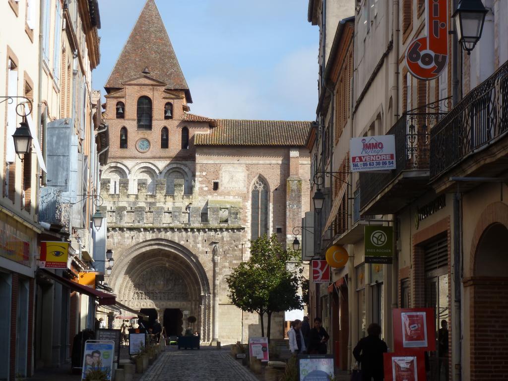 Hotel Le Chapon Fin Moissac Exterior foto